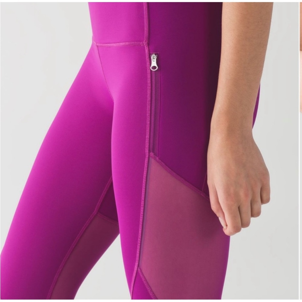 Lululemon Rush Hour Crop 21’ Leggings Size 6 Mesh and Zippers with Pockets!